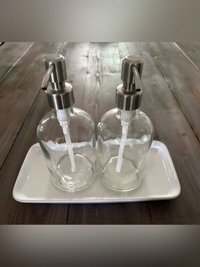 Grove Collaborative Glass Hand Soap Dispenser & Tray Set of 2 Dispensers Dish